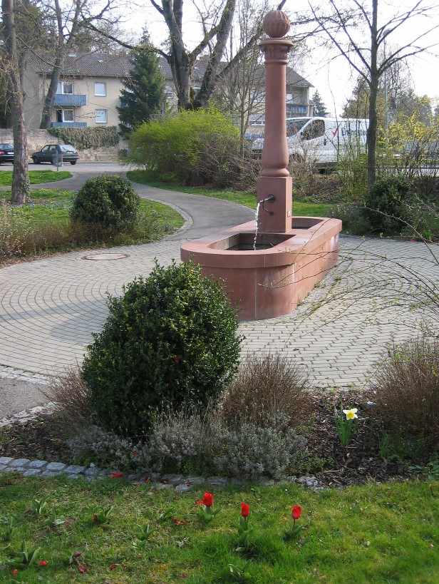 Typisch rottweil Brunnen Ruhe-Christi-Brunnen Ruhe-Christi-Brunnen 08.04.2007 03.jpg