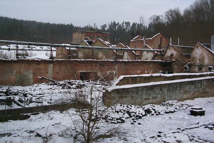 Ansichten GewerbeparkNeckartal WestlichesNeckartal Vermischtes Ruinen Januar2000 Ruinenfeld 04.01.2000 03.jpg