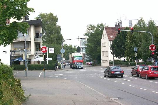 Datei:Ansichten Mittelstadt Stadionstrasse Stadionstrasse 15.08.2000 01.JPG