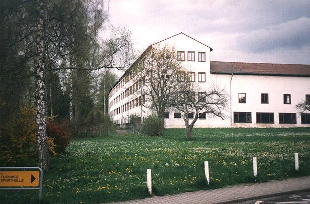Datei:Ansichten Mittelstadt Bismarckstrasse AMG Mai1995 AMG Mai 1995 01.jpg