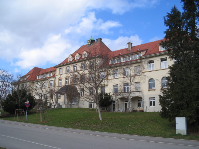 Datei:Ansichten Weststadt Krankenhausstrasse AltesKreiskrankenhaus AltesKrankenhaus 25.03.2005 01.jpg