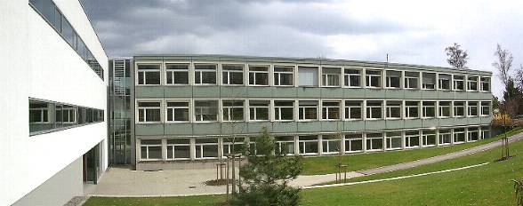 Ansichten Mittelstadt Heerstrasse Realschule Realschule 13.04.2001 04.JPG