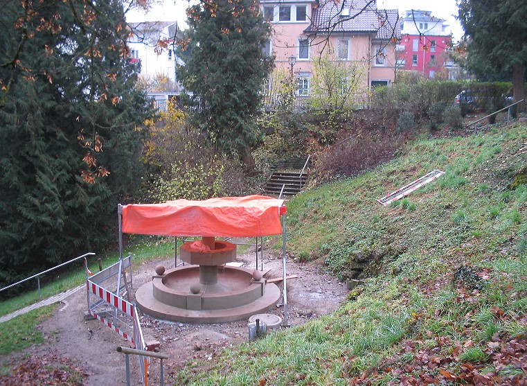 Typisch rottweil Brunnen BrunnenStadtgraben November2006 2006.11.19 BrunnenStadtgraben 19.11.2006 03.jpg