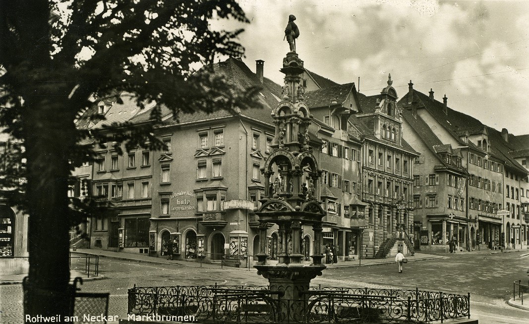 Ansichten Innenstadt Gebaeude Marktbrunnen Um1940 Marktbrunnen Um 1940 01.jpg