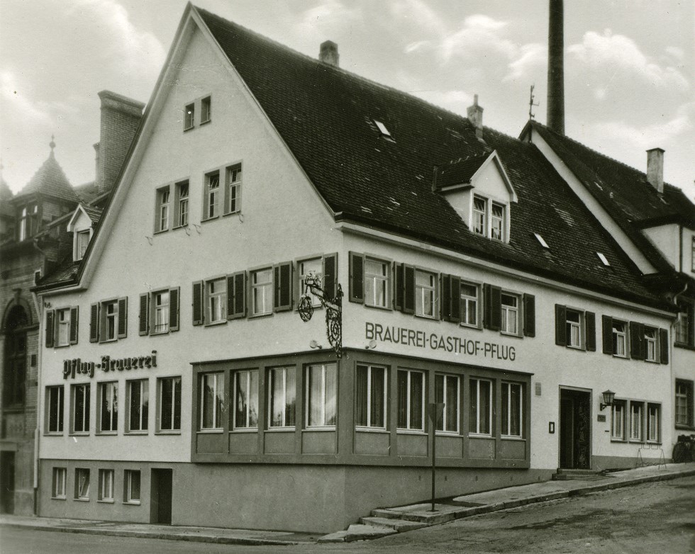 Ansichten Altstadt TuttlingerStrasse Pflug-Brauerei Um1960 Pflug-Brauerei Um 1960 01.jpg