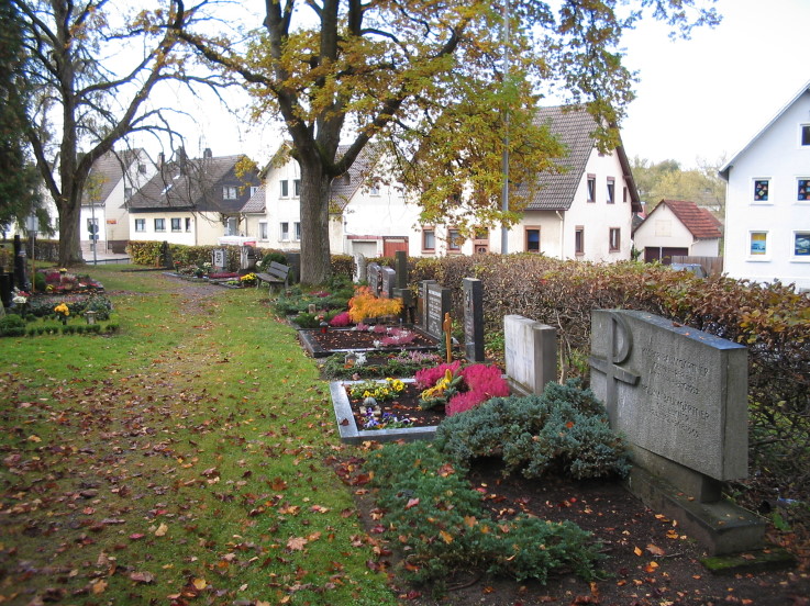 Ansichten Altstadt Gebaeude Friedhof FriedhofAltstadt 22.10.2005 04.jpg