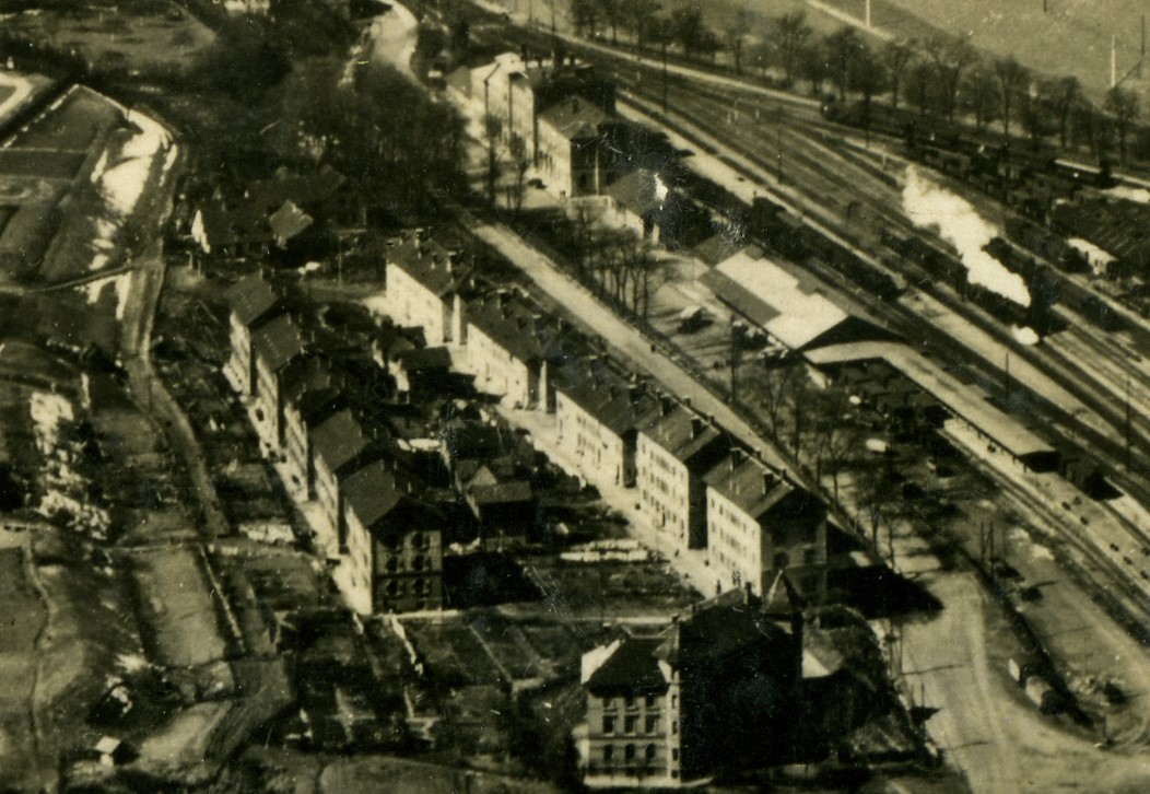 Ansichten Mittelstadt Eisenbahnstrasse Insel Um1930 EisenbahnerSiedlung Um 1930 01.jpg