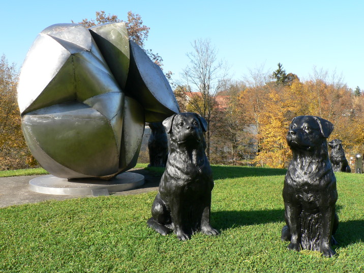 Typisch rottweil Rottweiler Hunde Skulpturenpark Skulpturenpark 29.10.2005 03.jpg