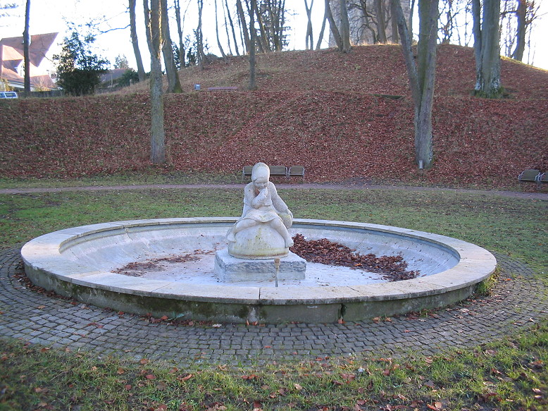 Datei:Typisch rottweil Brunnen Maedelesbrunnen Dezember2006 Maedelesbrunnen 03.12.2006 02.jpg