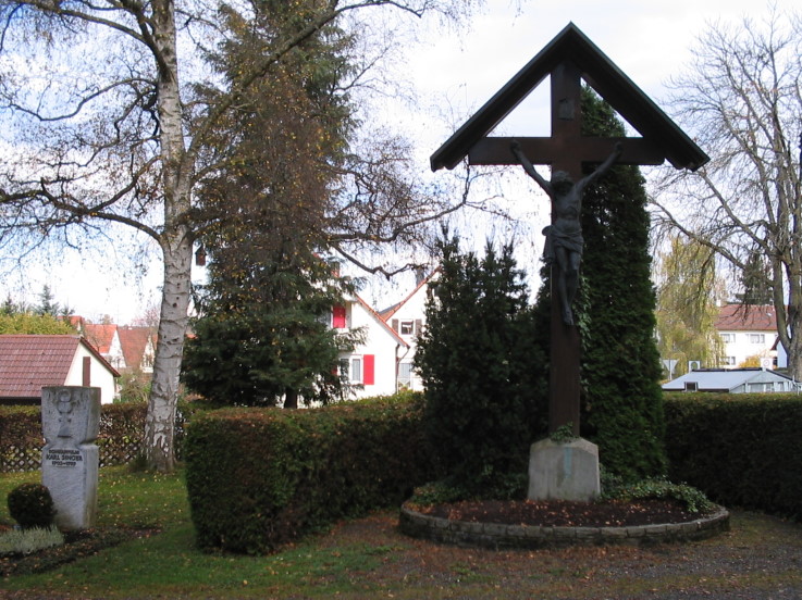 Datei:Ansichten Altstadt Gebaeude Friedhof FriedhofAltstadt 22.10.2005 02.jpg