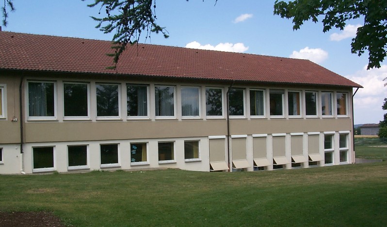 Datei:Ansichten Neukirch Gebaeude Schule SchuleNeukirch 22.07.2003 03.jpg