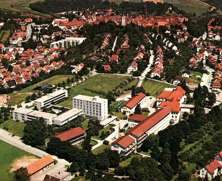 Ansichten Luftbilder 1980 AltesKreiskrankenhaus Kreiskrankenhaus 198X 01.JPG
