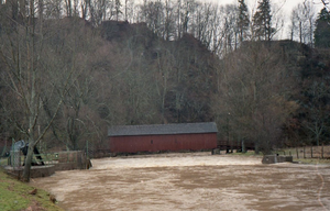 340 Der Neckar kam der Brücke bei Hochwasser sehr nahe. Copyright Claus Lutz.png