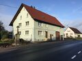 Wohnhaus mit Wegkreuz in der Rottweilerstr. 28, Okt. 2019