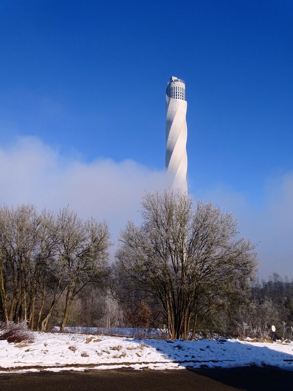 TKE-Turm im Nebel4.jpg