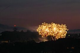 Volksfest Eroeffnung Feuerwerk Juni 2023 SDQH8019.jpg